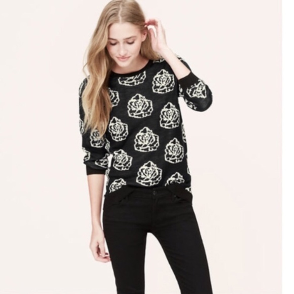LOFT Rose Sweater Black / Cream XS 🌹